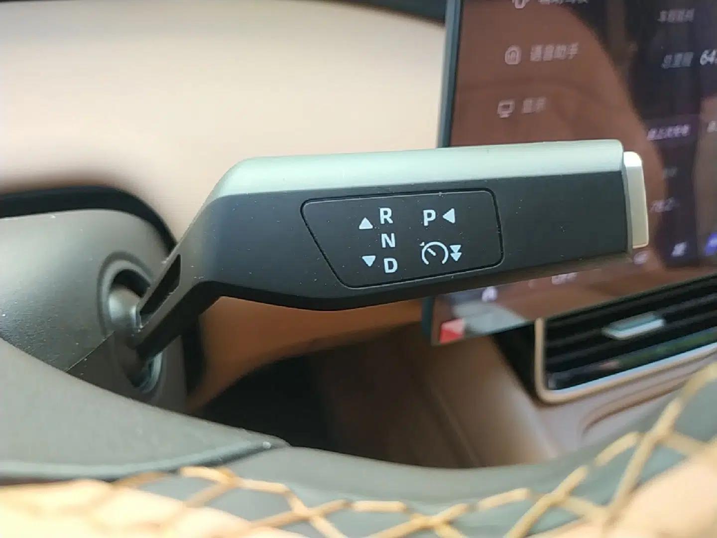 Dongfeng Aeolus L8 2025 Model 185KM Dream Edition — миниатюра 17