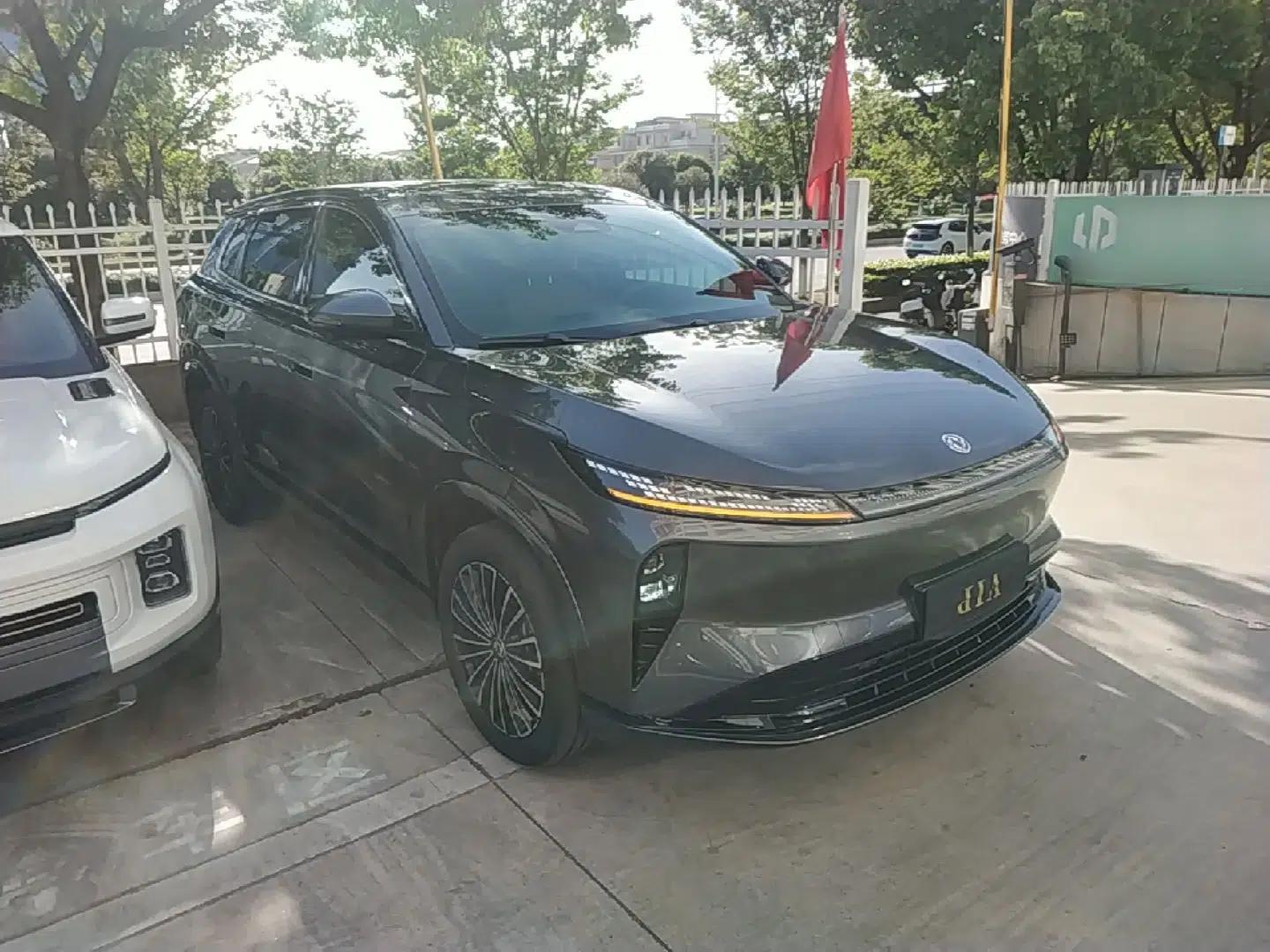 Dongfeng Aeolus L8 2025 Model 185KM Dream Edition — миниатюра 3