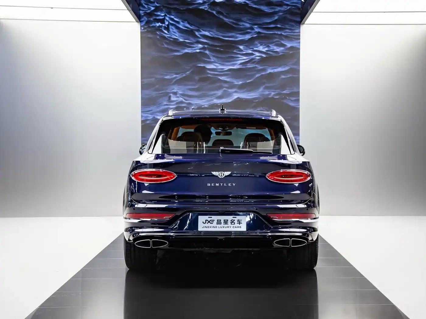 Bentayga 2021 4.0T V8 — миниатюра 10