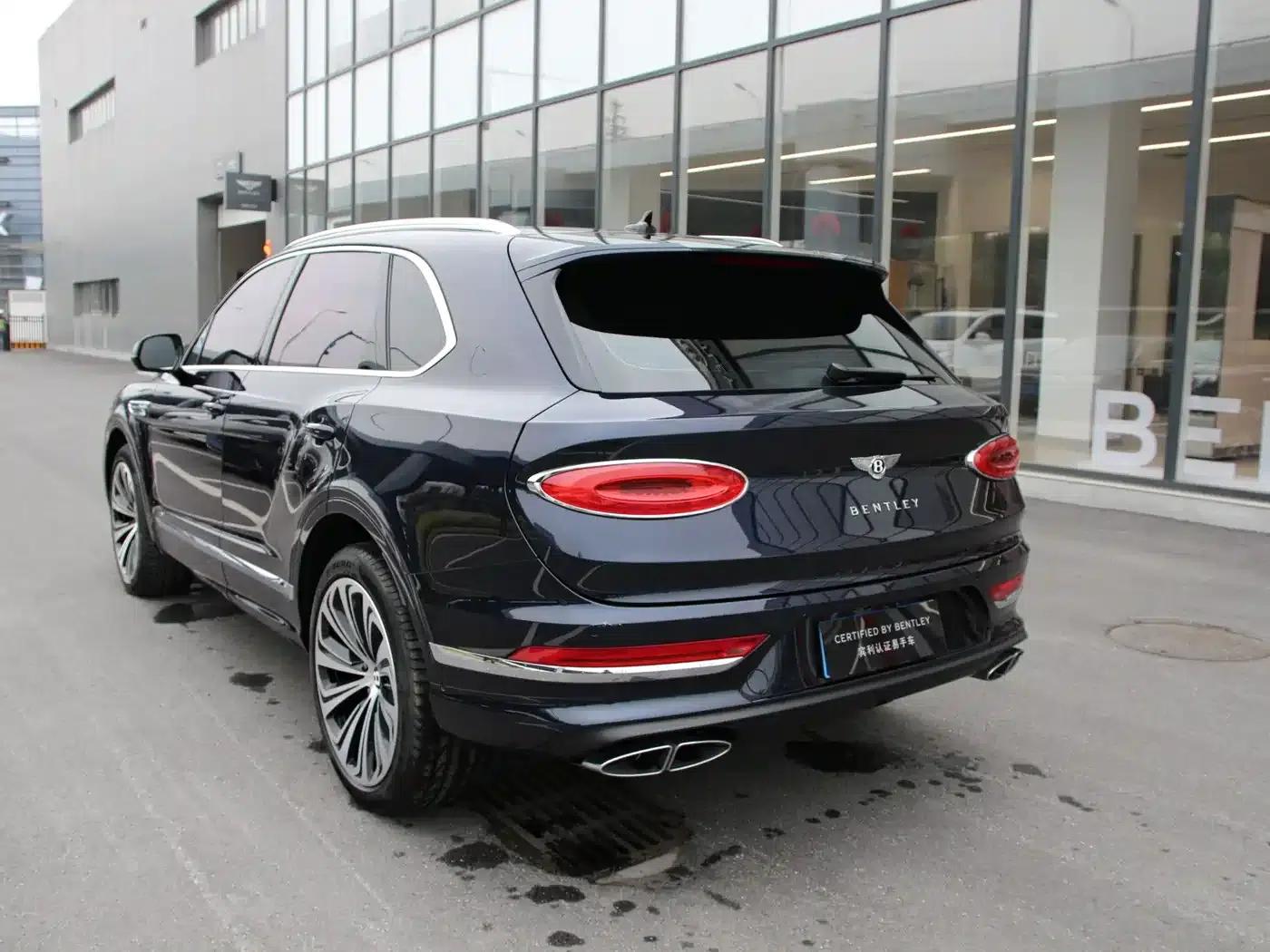 Bentayga 2022 4.0T V8 — миниатюра 4