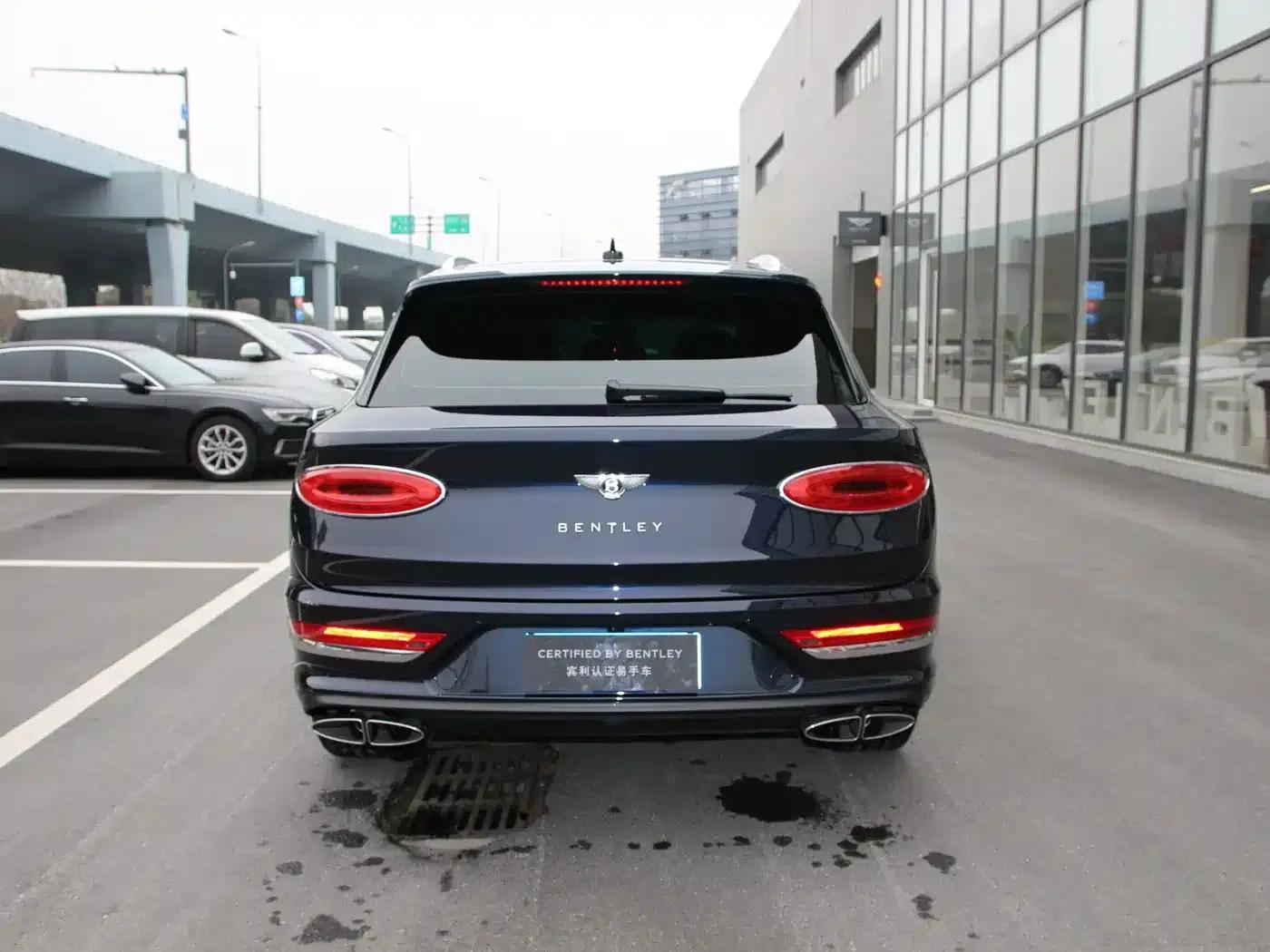 Bentayga 2022 4.0T V8 — миниатюра 5