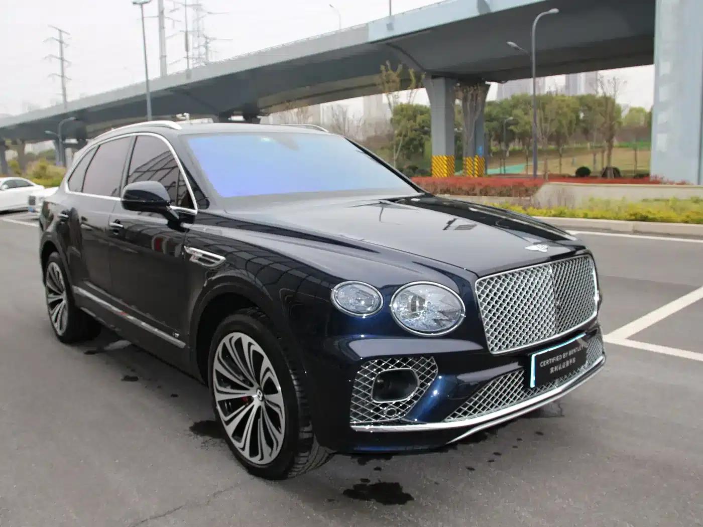 Bentayga 2022 4.0T V8 — миниатюра 8