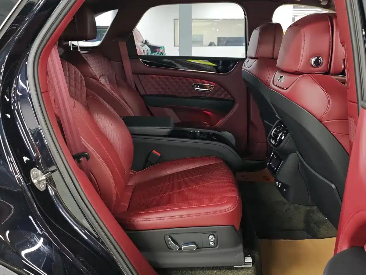 Bentayga 2022 4.0T V8 — миниатюра 14