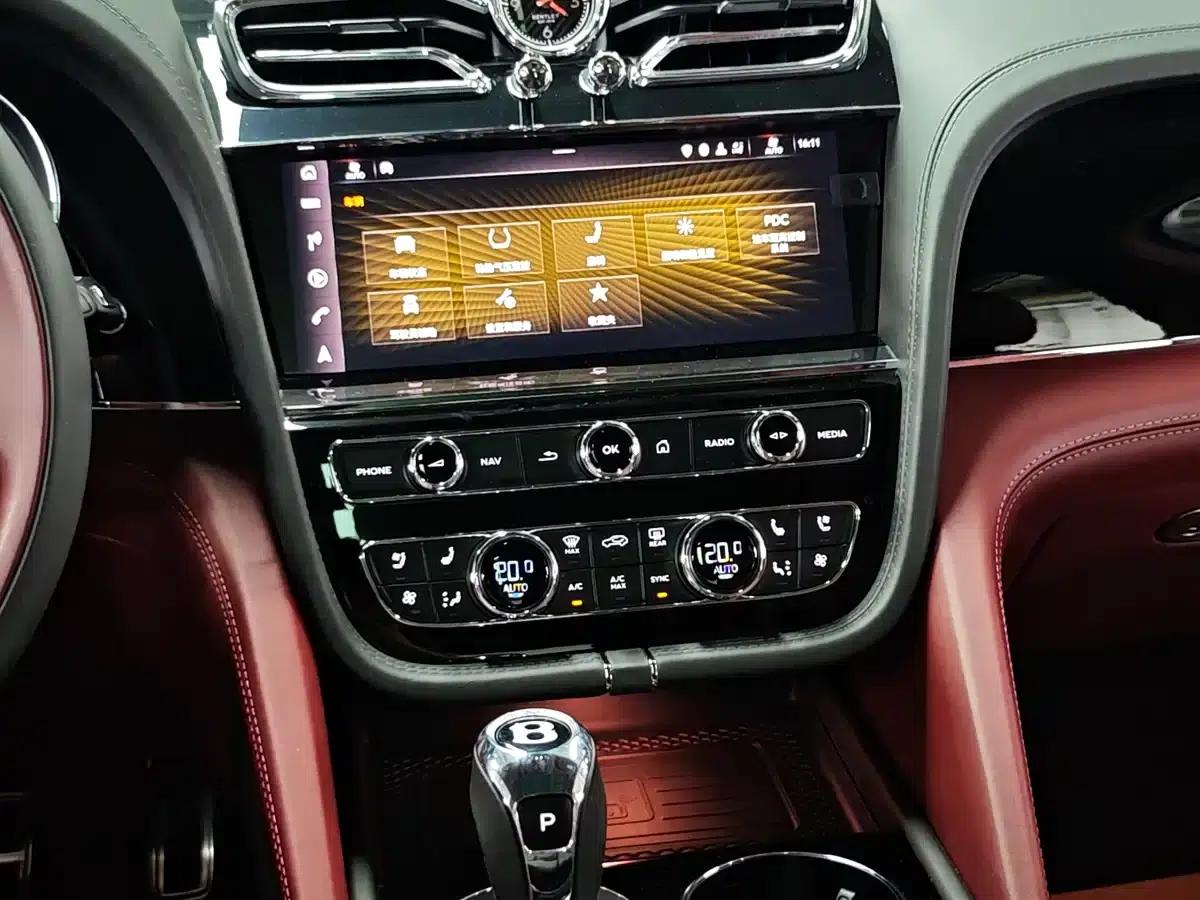 Bentayga 2022 4.0T V8 — миниатюра 18