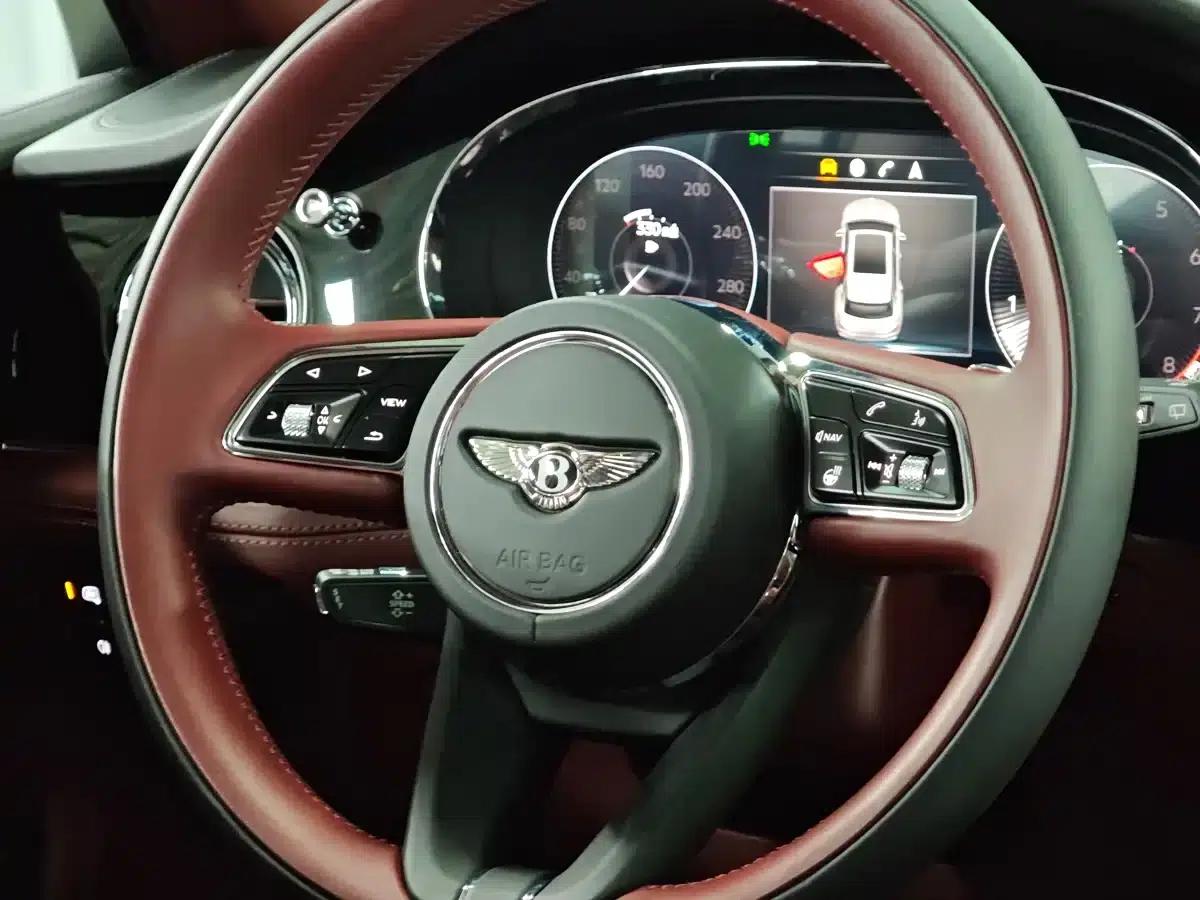 Bentayga 2022 4.0T V8 — миниатюра 20