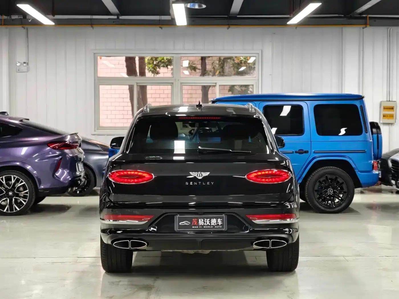 Bentayga 2022 4.0T V8 — миниатюра 4
