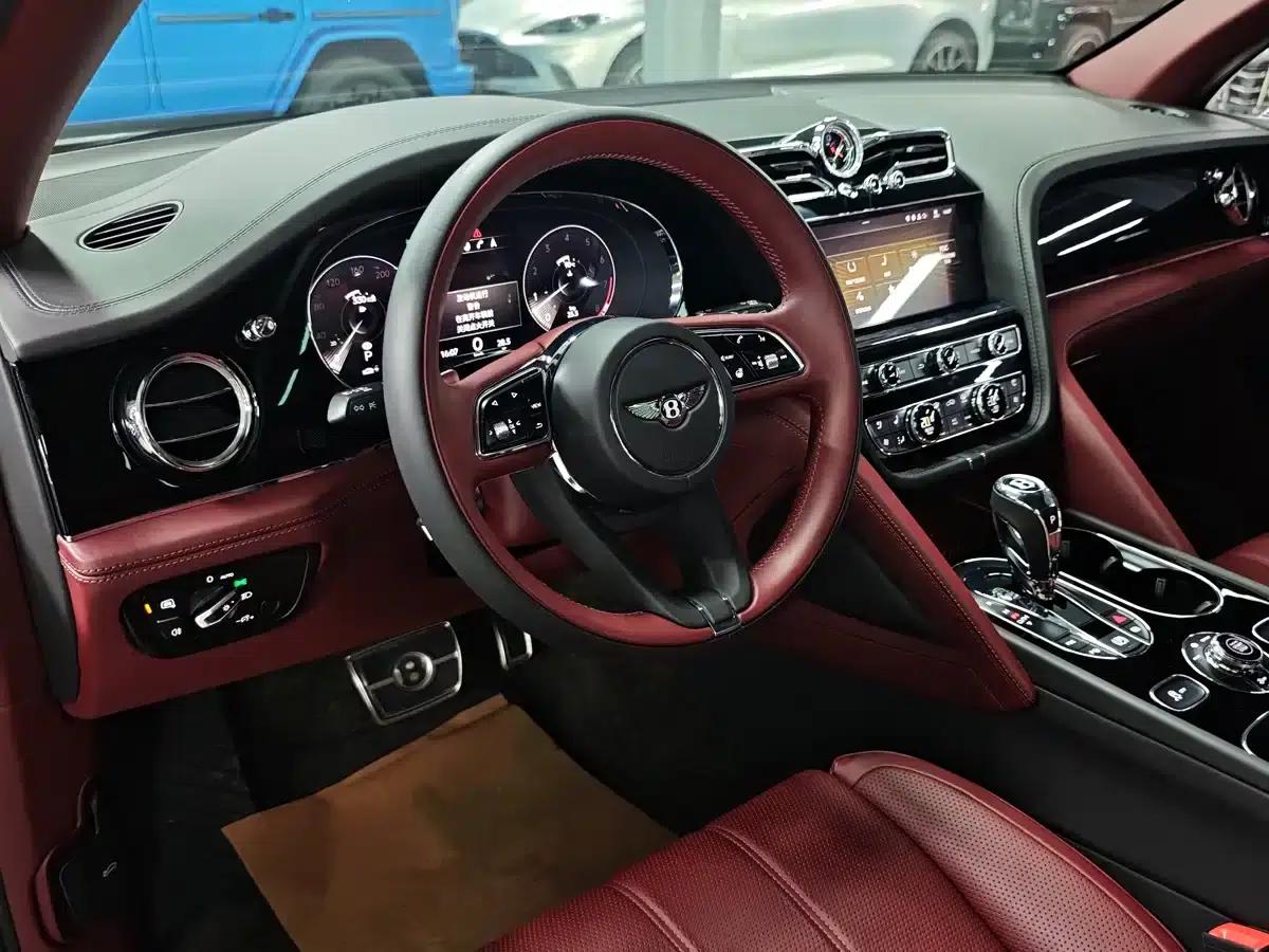 Bentayga 2022 4.0T V8 — миниатюра 8
