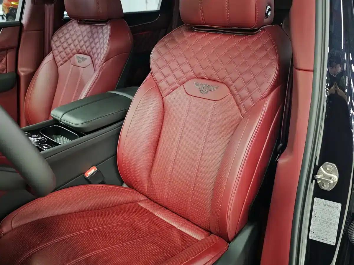 Bentayga 2022 4.0T V8 — миниатюра 10