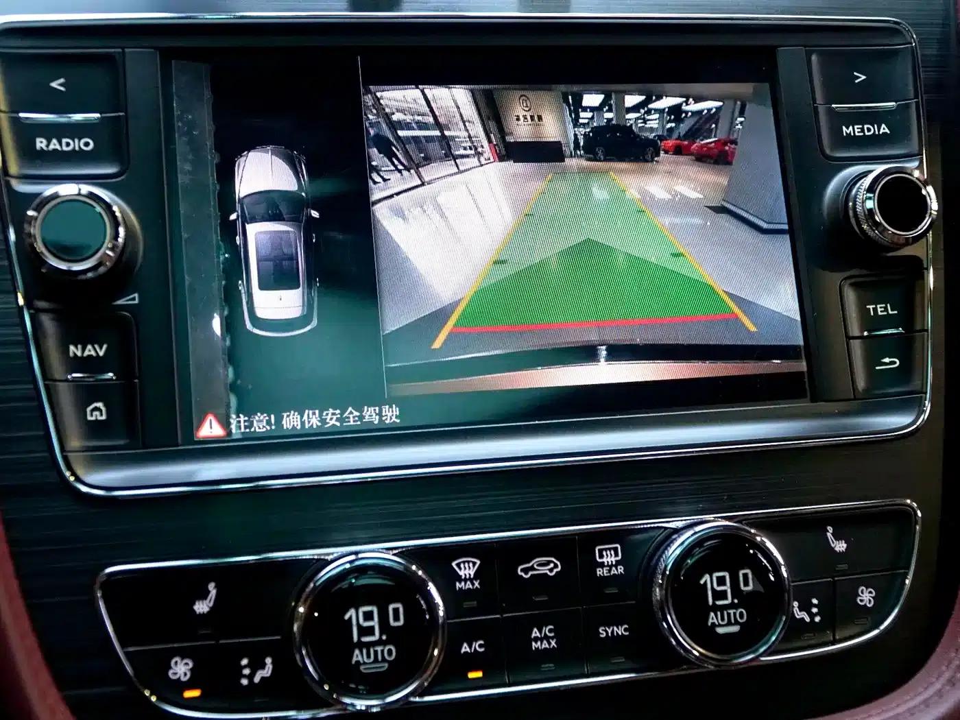 Bentayga 2018 4.0T V8 — миниатюра 22