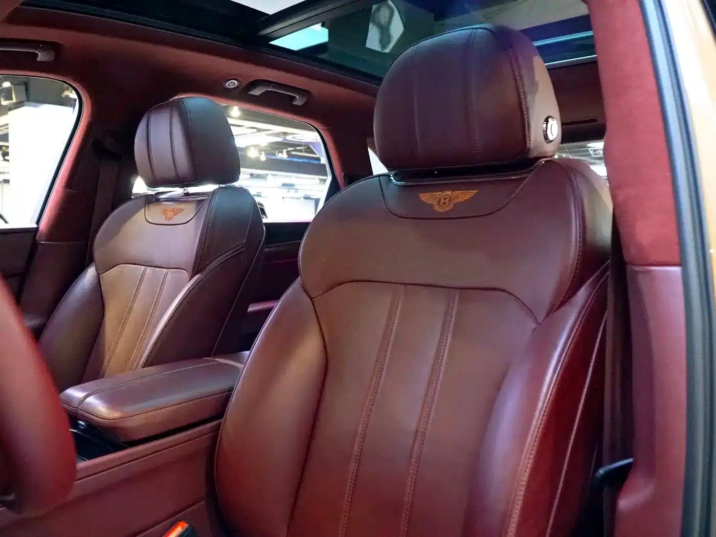 Bentayga 2018 4.0T V8 — миниатюра 10