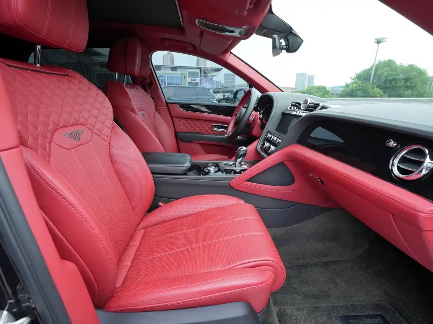 Bentayga 2022 4.0T V8 — миниатюра 12