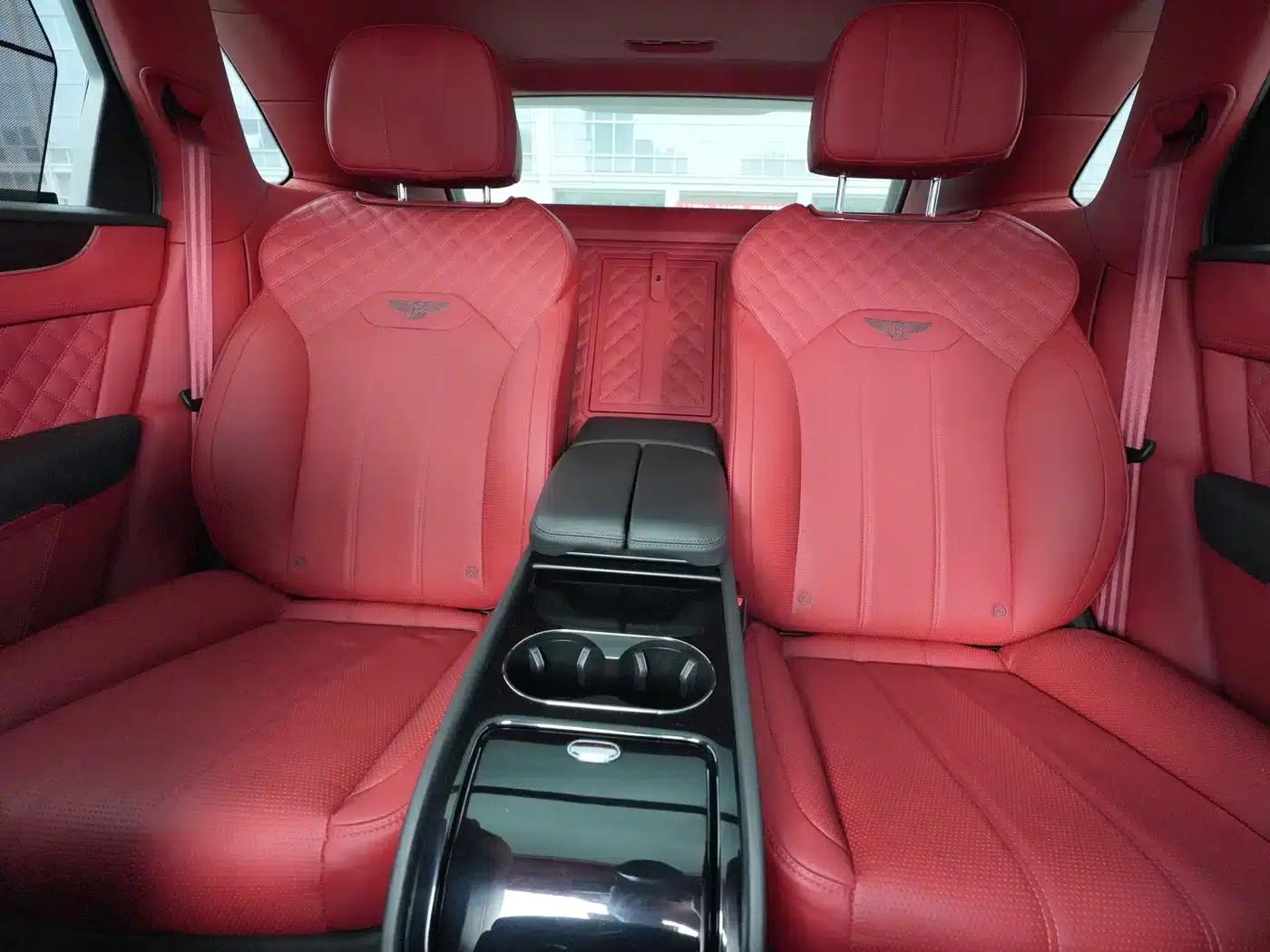 Bentayga 2022 4.0T V8 — миниатюра 16
