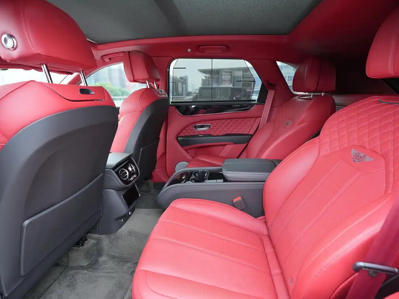 Bentayga 2022 4.0T V8 — миниатюра 18