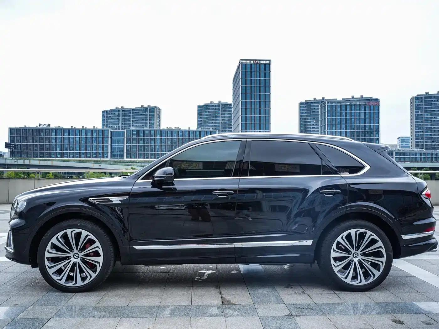 Bentayga 2022 4.0T V8 — миниатюра 7