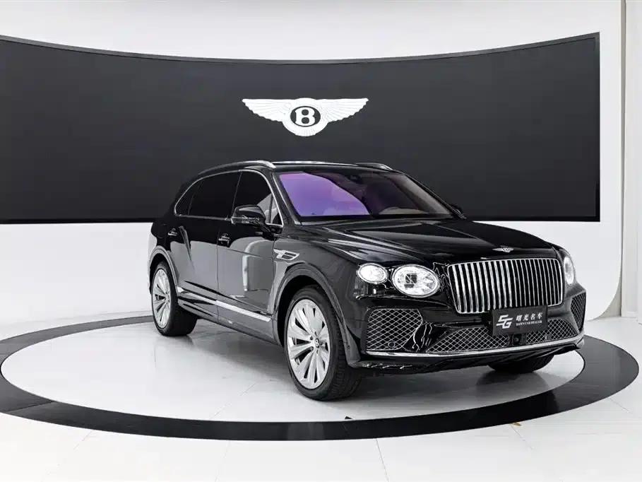 Bentayga 2024 4.0T V8 Long Wheelbase Elegance Edition — миниатюра 3