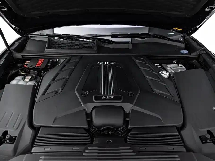 Bentayga 2024 4.0T V8 Long Wheelbase Elegance Edition — миниатюра 22