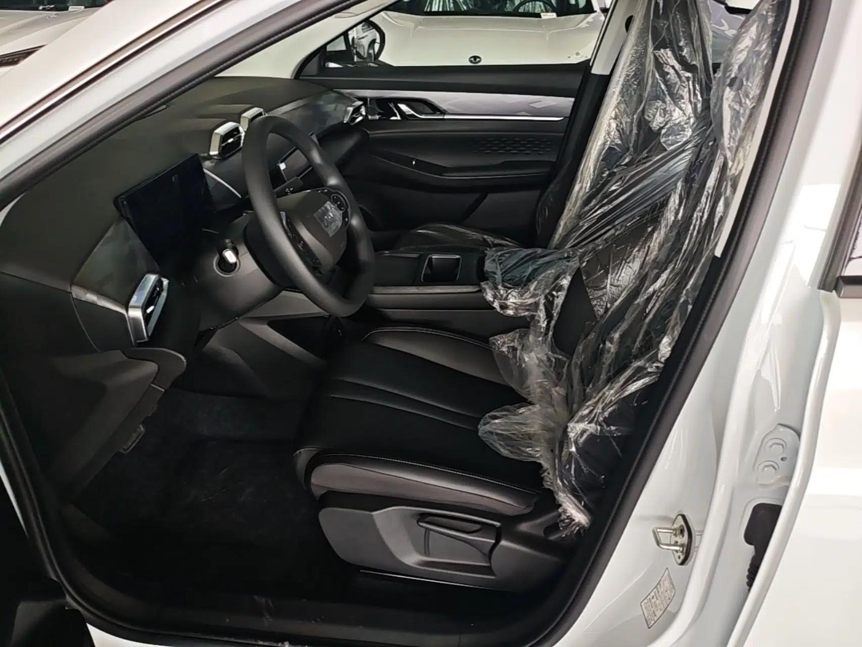 Dongfeng Aeolus SKY EV01 2025 530 km AIR Elite Edition — миниатюра 18