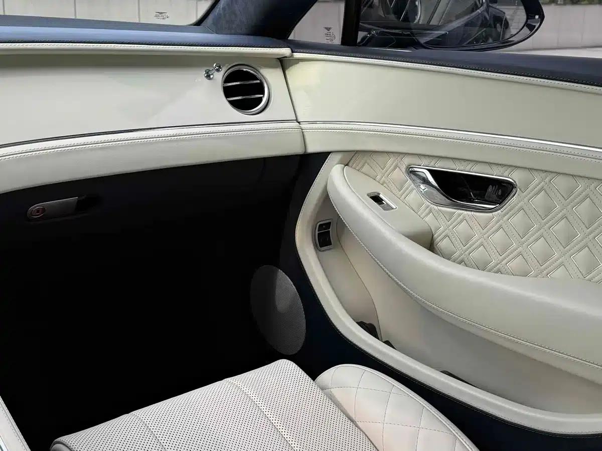 2020 Continental 4.0T GT V8 — миниатюра 12