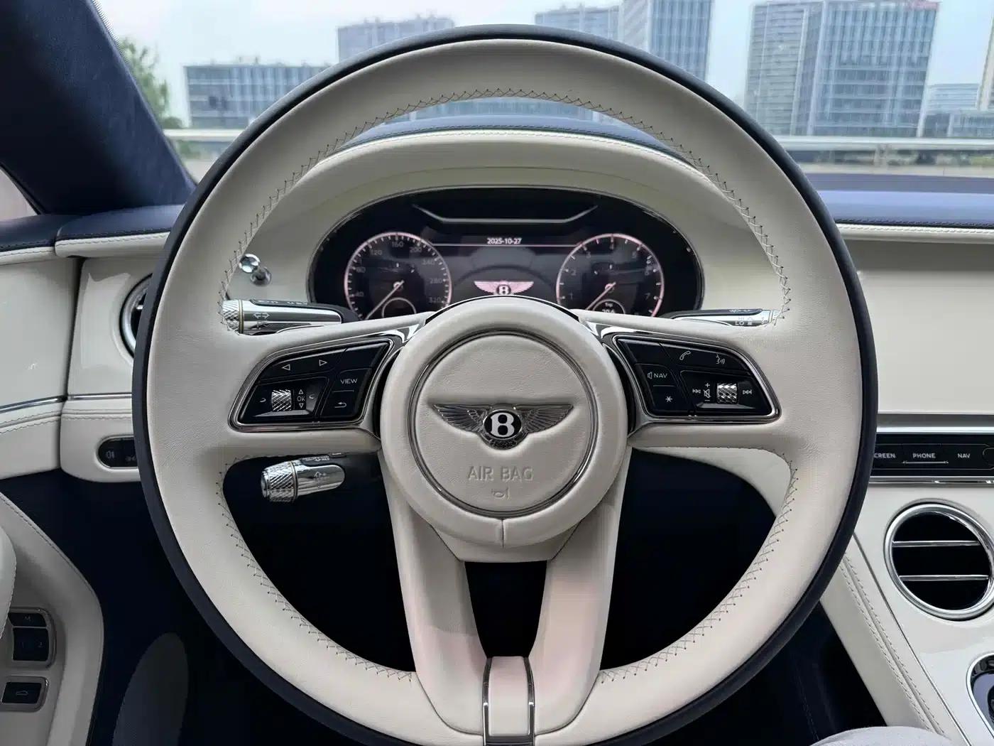 2020 Continental 4.0T GT V8 — миниатюра 19