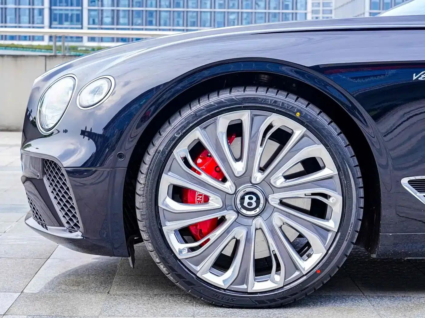 2020 Continental 4.0T GT V8 — миниатюра 23