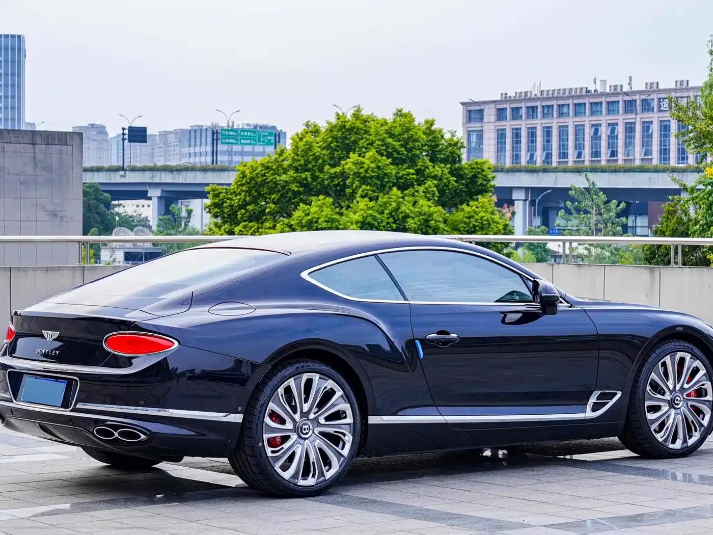 2020 Continental 4.0T GT V8 — миниатюра 6
