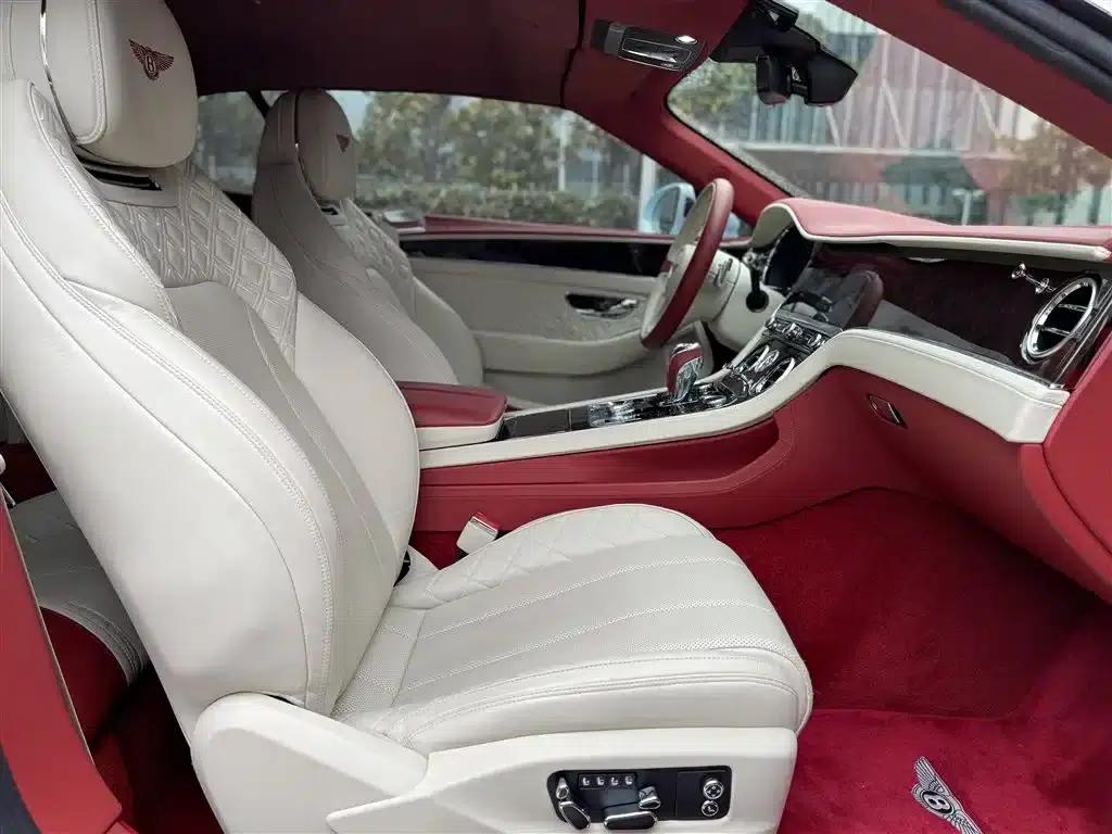 2019 Continental 6.0T GT W12 Convertible — миниатюра 18