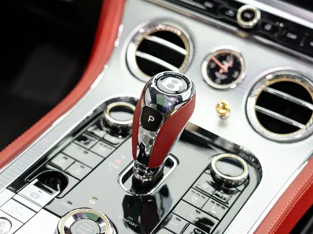2022 Continental 4.0T GT V8 Mulliner — миниатюра 20