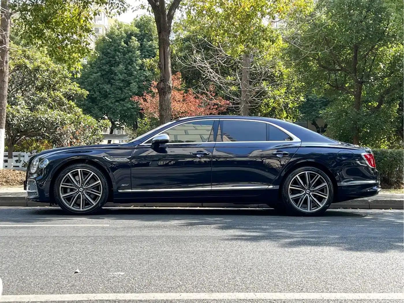 2022 Mercedes-Benz Flying Spur Plug-in Hybrid 2.9T V6 Hybrid Mulliner — миниатюра 7