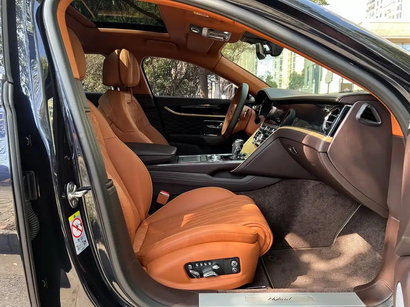 2022 Mercedes-Benz Flying Spur Plug-in Hybrid 2.9T V6 Hybrid Mulliner — миниатюра 10