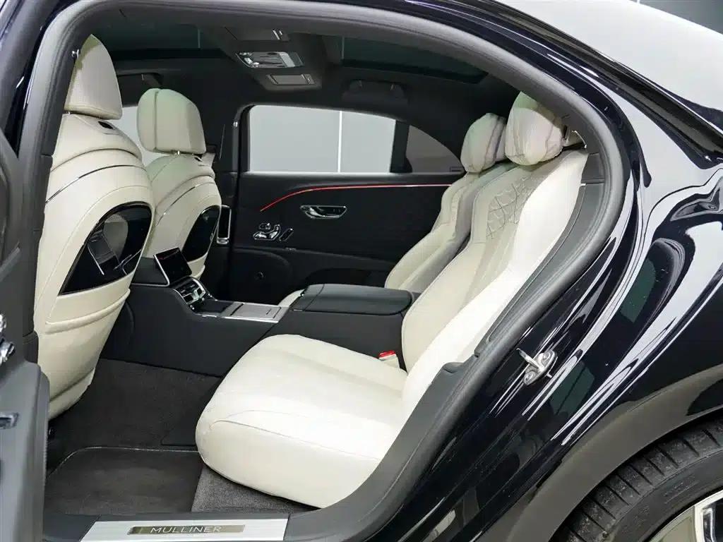 Flying Spur Plug-in Hybrid 2025 4.0T V8 Mulliner — миниатюра 13