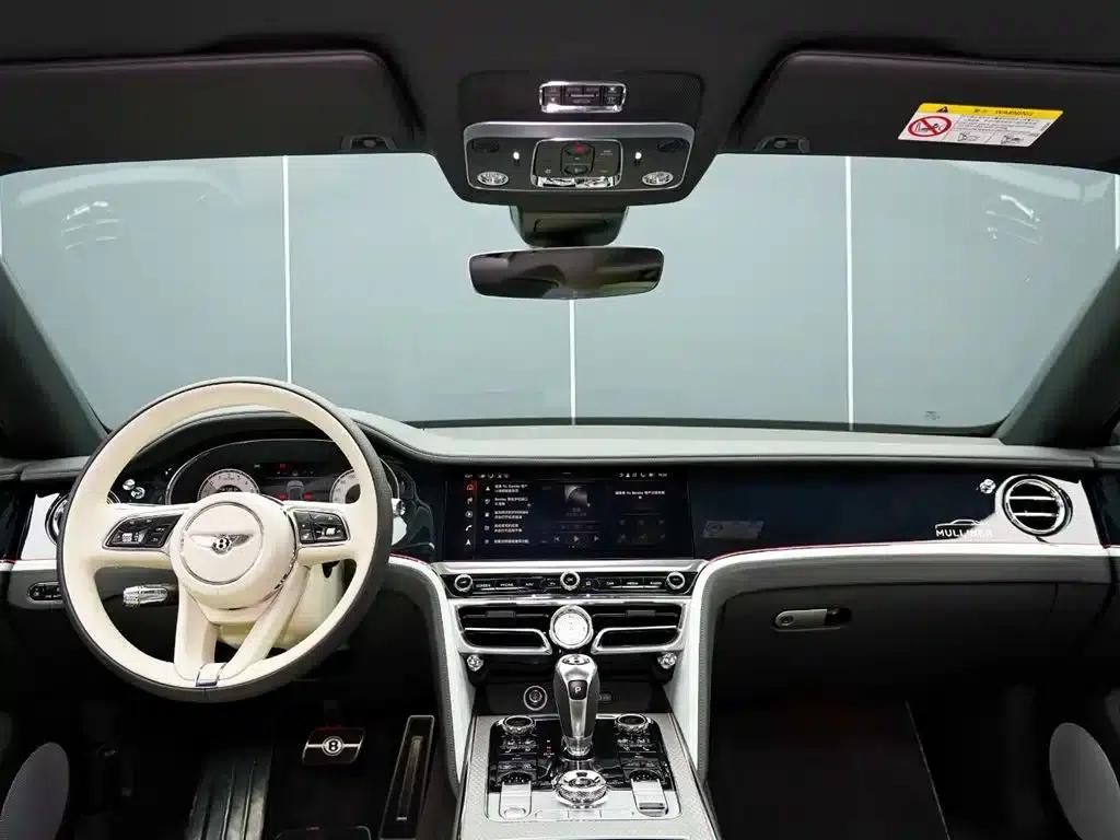 Flying Spur Plug-in Hybrid 2025 4.0T V8 Mulliner — миниатюра 18