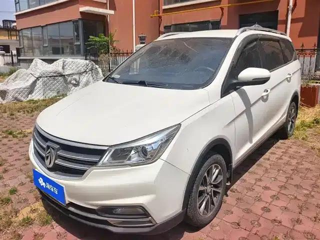 Baojun 730 2021 1.5L Manual Fashion 7-Seater