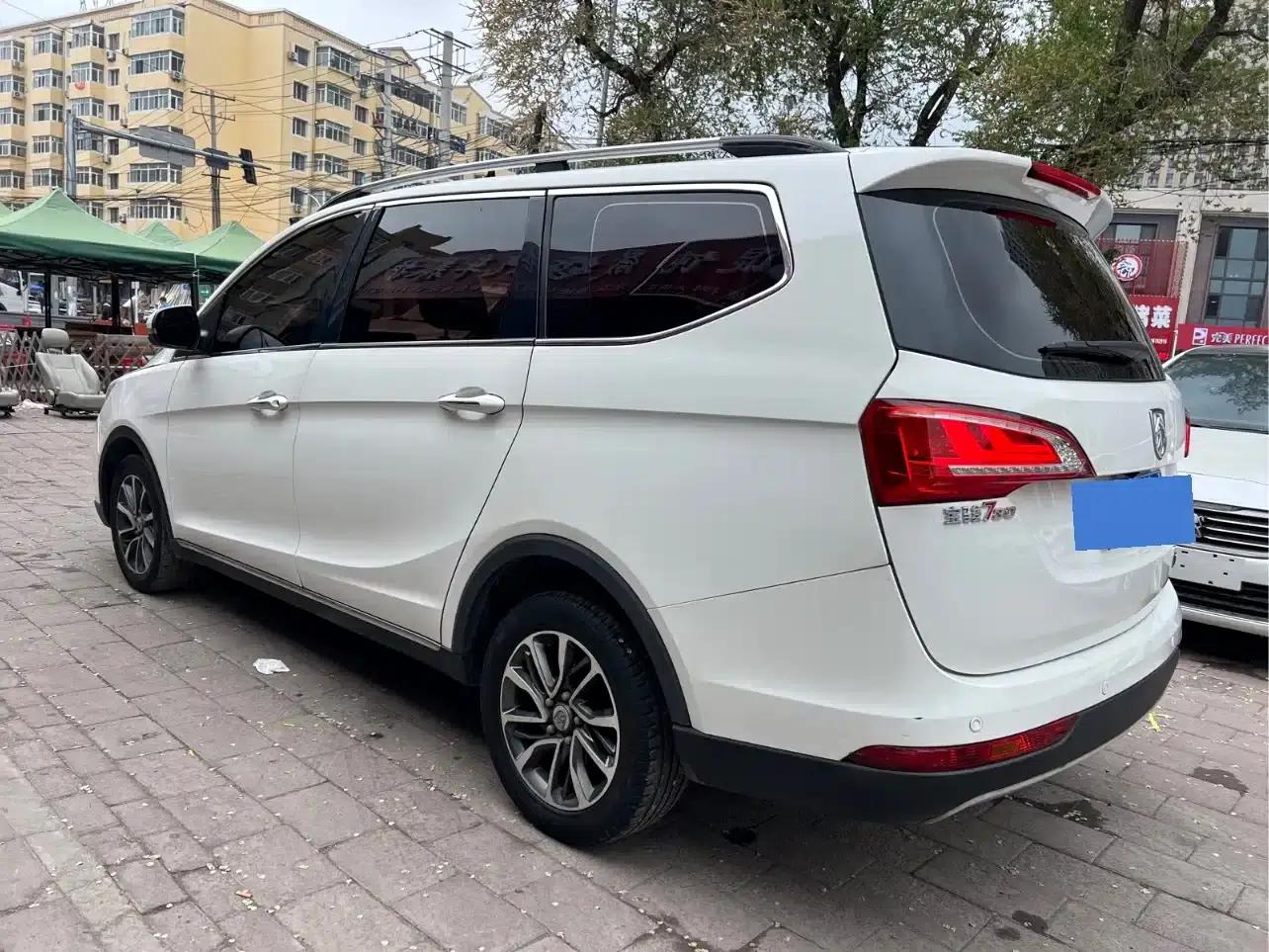 Baojun 730 2017 1.8L iAMT Luxury 7-seater — миниатюра 6