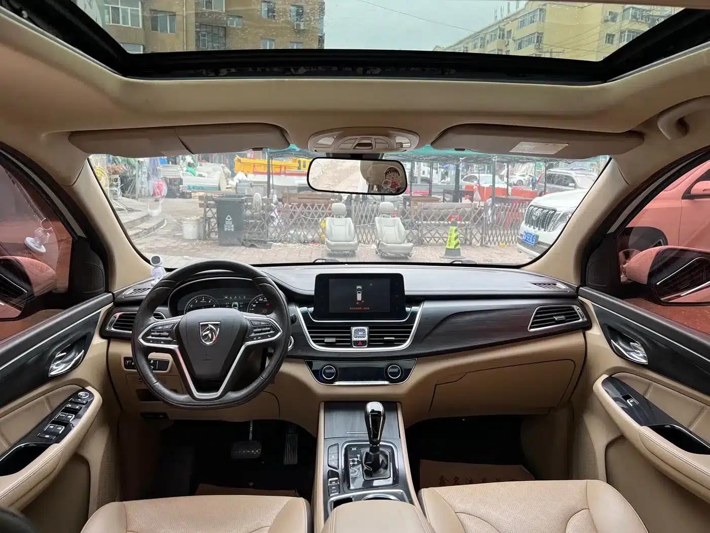 Baojun 730 2017 1.8L iAMT Luxury 7-seater — миниатюра 7