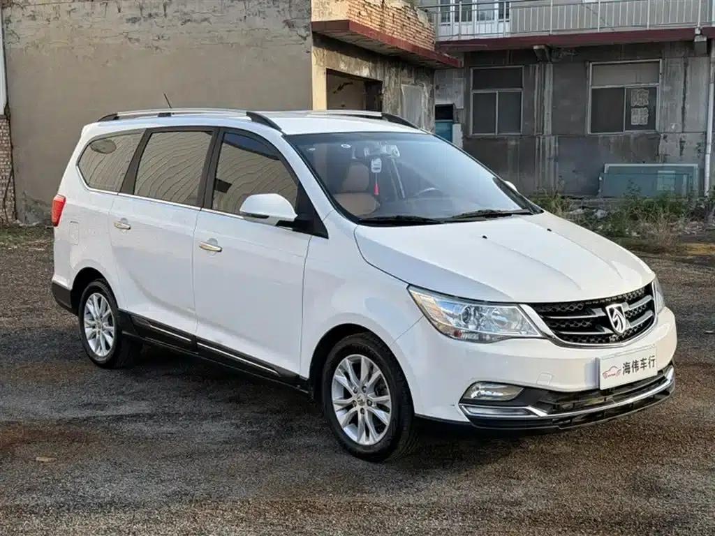 Baojun 730 2016 1.5L Manual Comfort 7-Seater National V Emission Standard — миниатюра 10