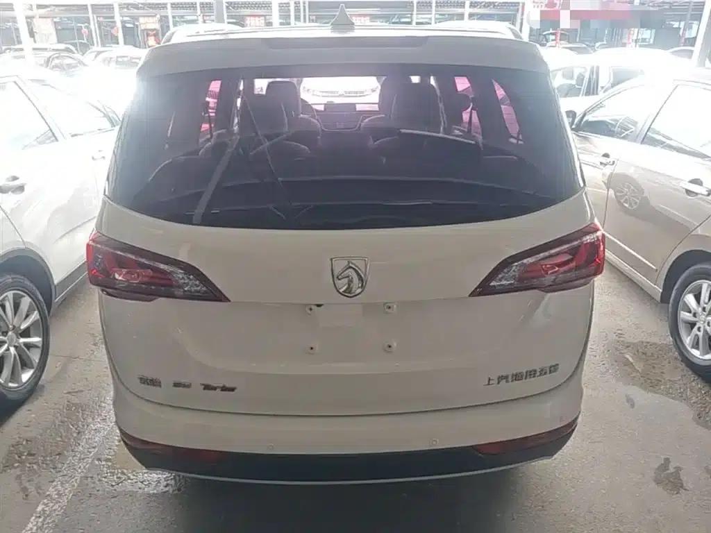 Baojun 730 2019 1.5T Manual Fashion Edition 7-seater National V Emission Standard — миниатюра 6