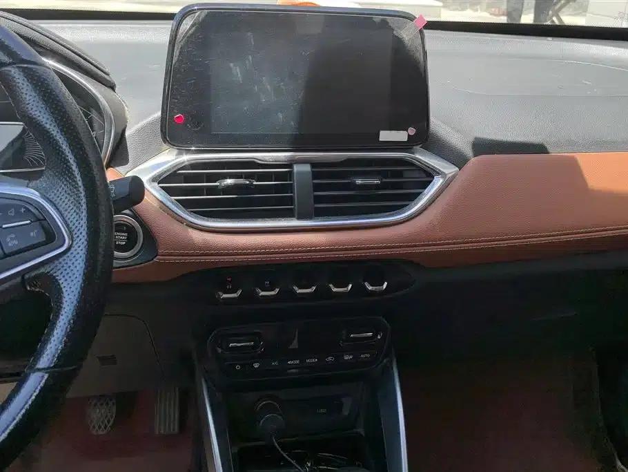 Baojun 510 2019 1.5L Manual Premium Edition (National V Emission Standard) — миниатюра 13