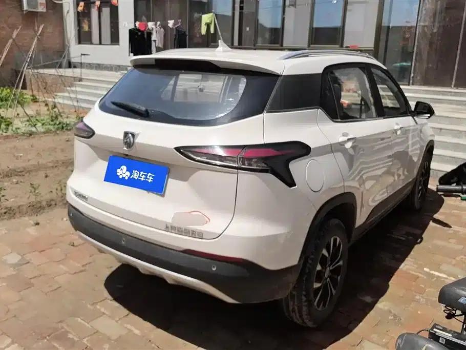 Baojun 510 2019 1.5L Manual Premium Edition (National V Emission Standard) — миниатюра 3