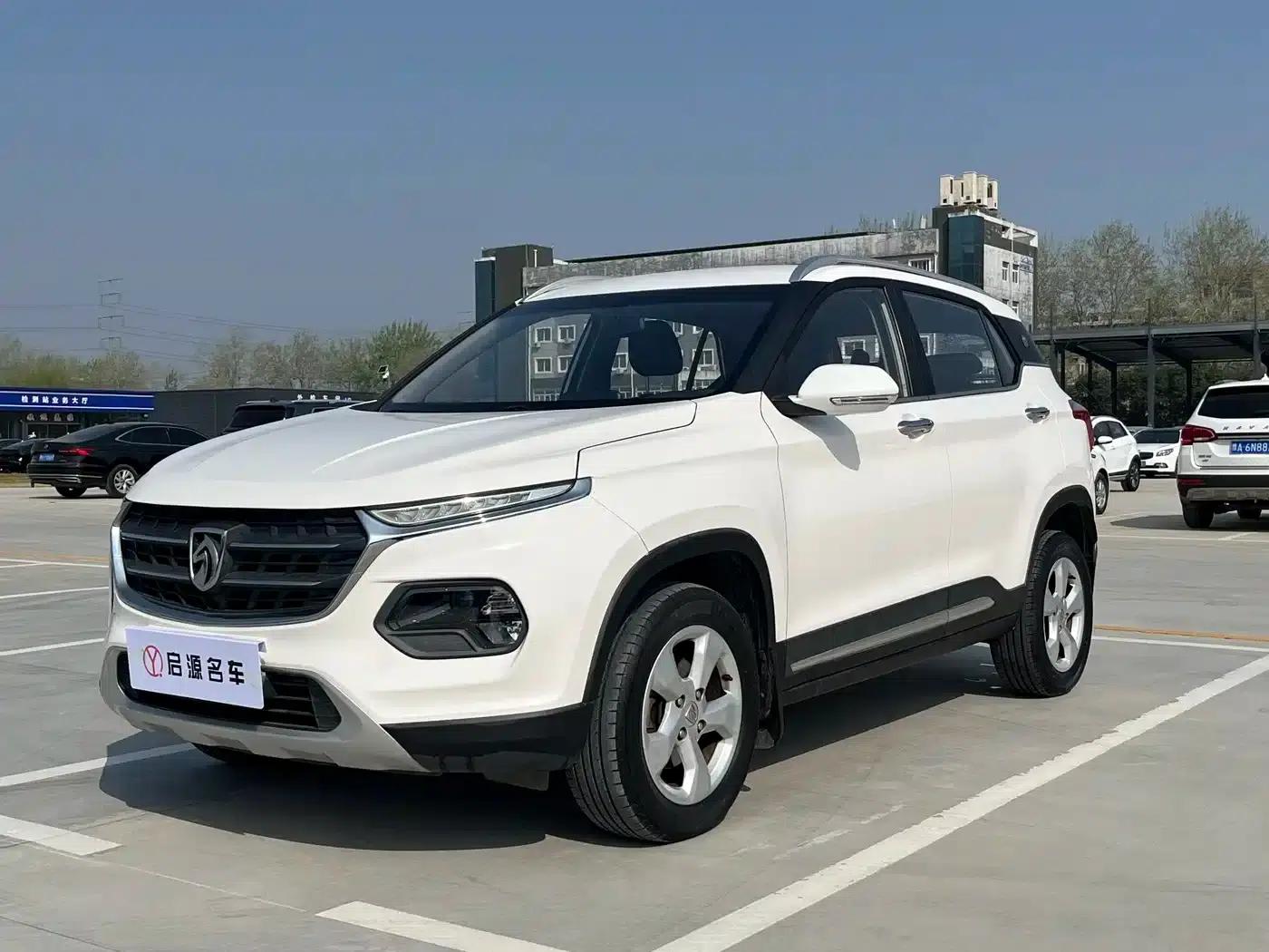 Baojun 510 2017 1.5L Manual Fashion Edition — миниатюра 1