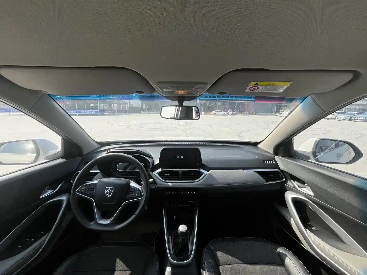 Baojun 510 2017 1.5L Manual Fashion Edition — миниатюра 14