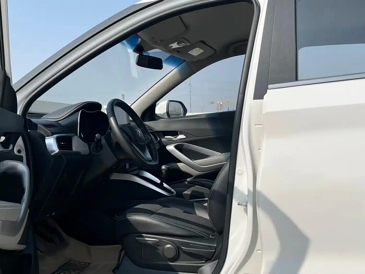 Baojun 510 2017 1.5L Manual Fashion Edition — миниатюра 5