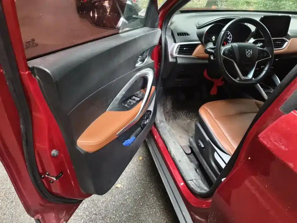 Baojun 510 2017 1.5L Manual Deluxe Edition — миниатюра 13