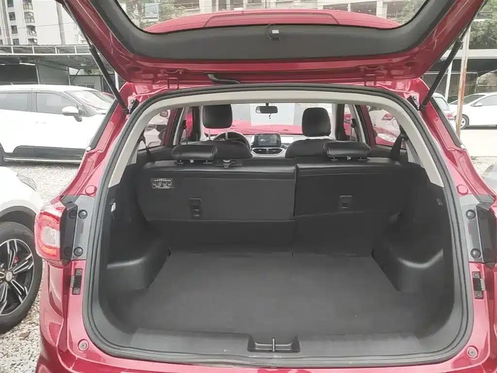 Baojun 510 2017 1.5L Manual Fashion Edition — миниатюра 19