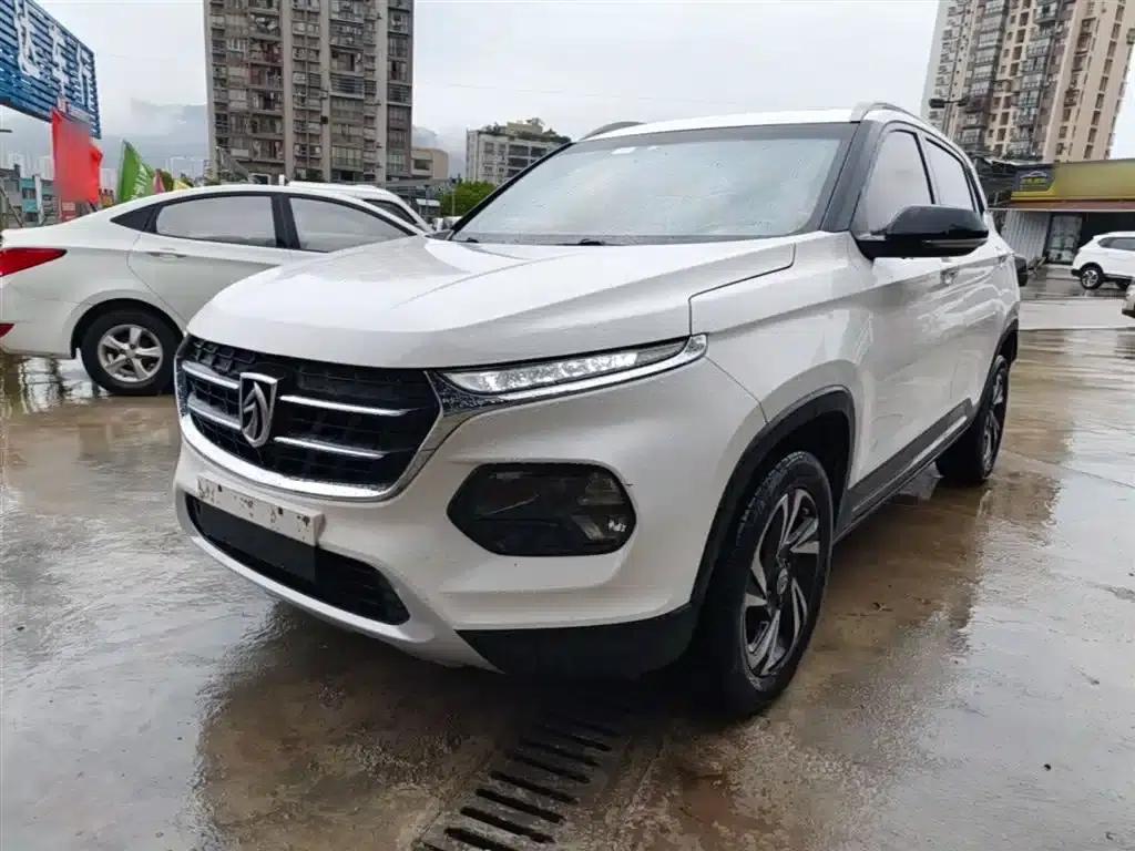 Baojun 510 2017 1.5L Manual Deluxe Edition — миниатюра 1