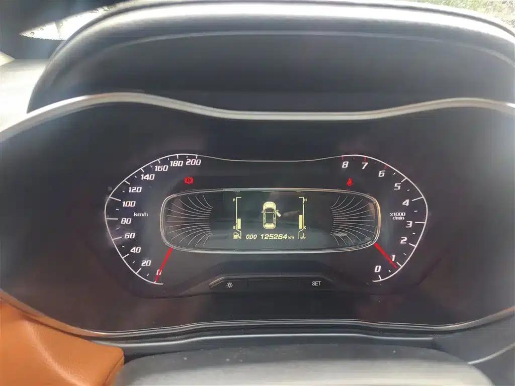 Baojun 510 2017 1.5L Manual Deluxe Edition — миниатюра 12