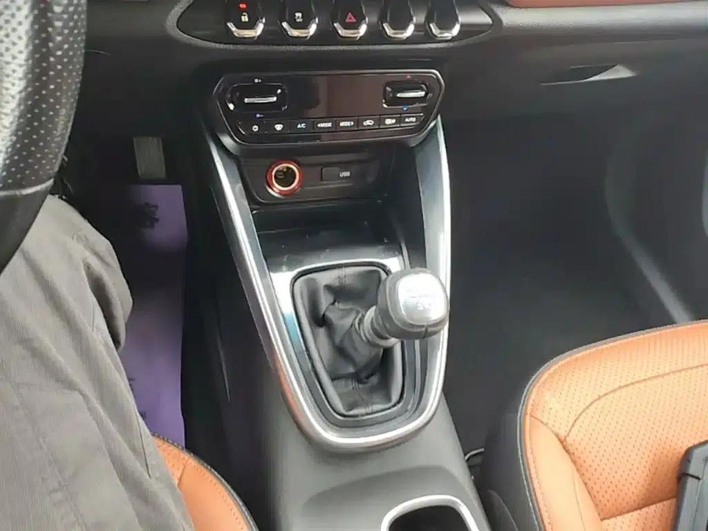 Baojun 510 2017 1.5L Manual Deluxe Edition — миниатюра 14