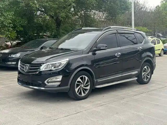 Baojun 560 2015 1.8L Manual Deluxe Edition