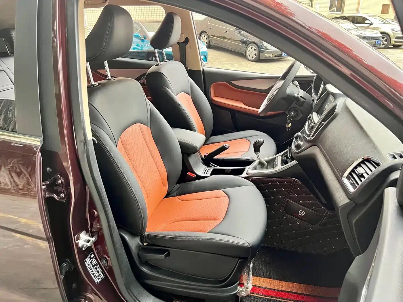 Baojun 560 2016 1.8L Manual Deluxe Edition — миниатюра 10