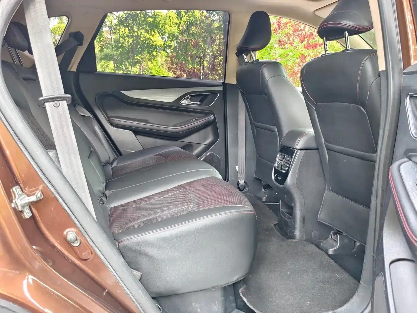 Baojun 560 2015 1.8L Manual Deluxe Edition — миниатюра 8