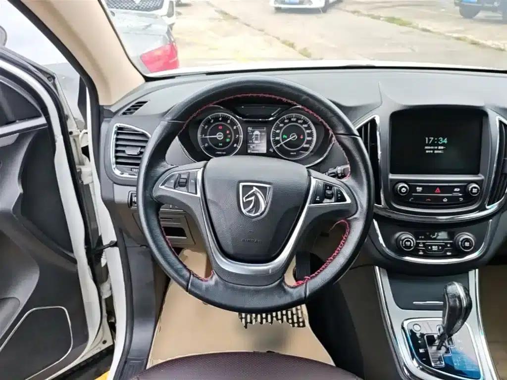 Baojun 560 2016 1.8L iAMT Luxury Edition — миниатюра 11